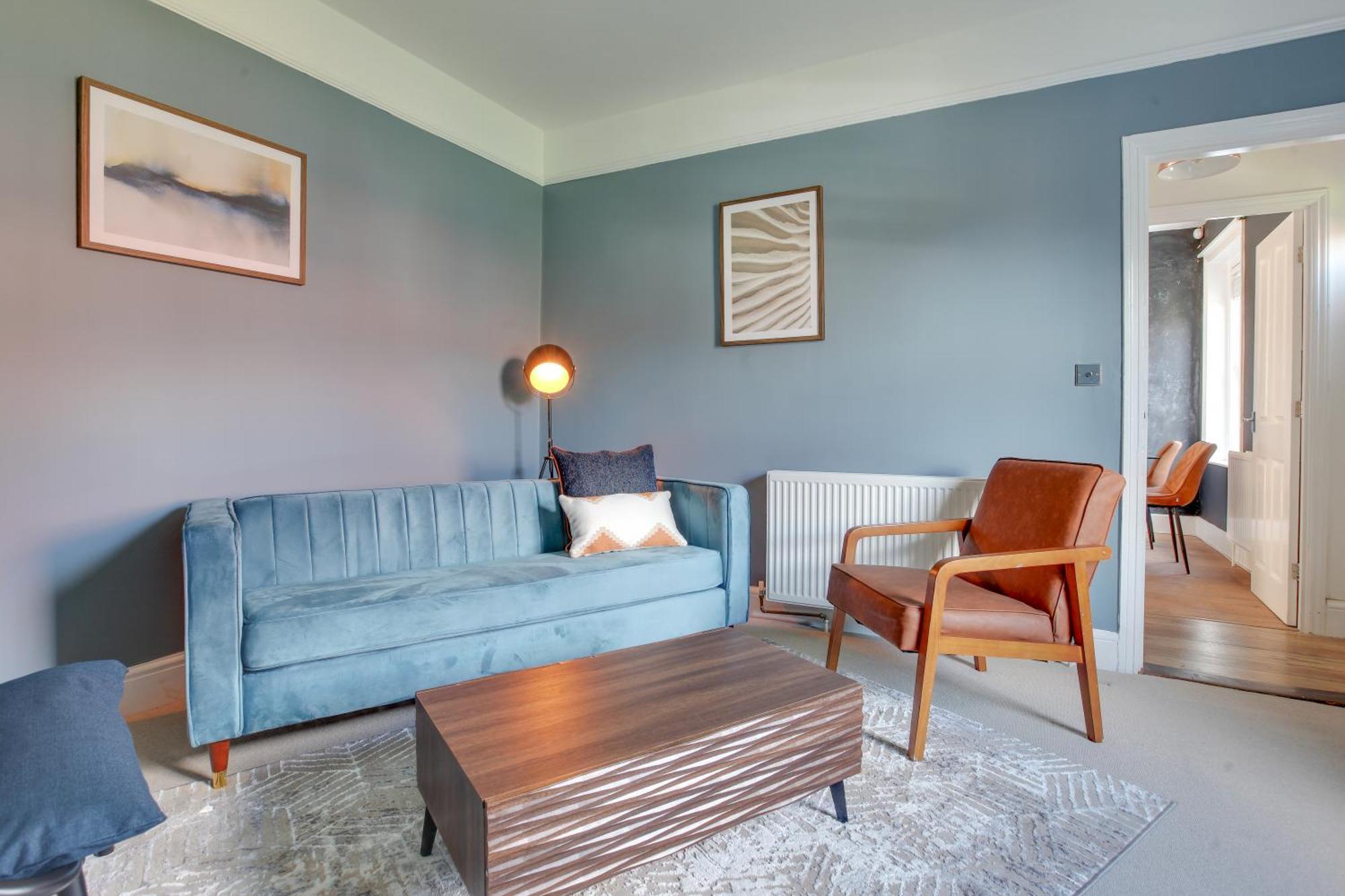 Cosy 3 Bedroom House With Free Parking And Wifi 科尔切斯特 外观 照片